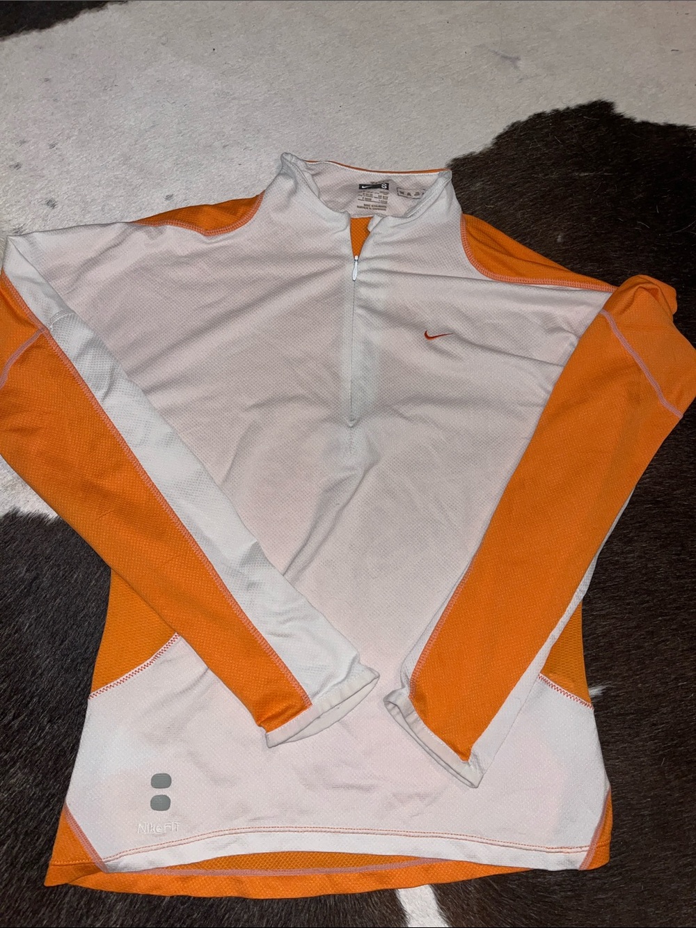 Nike White and Orange Quarter-Zip Athletic Pullover